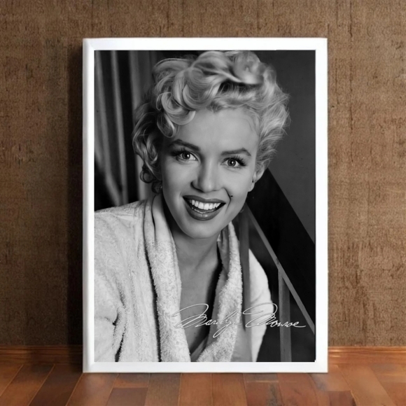 COPY - Marilyn Monroe Portrait Framed 8x10 - Picture 1 of 1